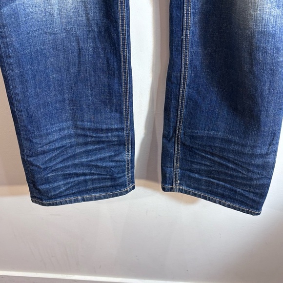 STANDARD & PRACTICES Sz 18 Relaxed Straight Leg Washout Look Mid Wash Jeans - Picture 7 of 13